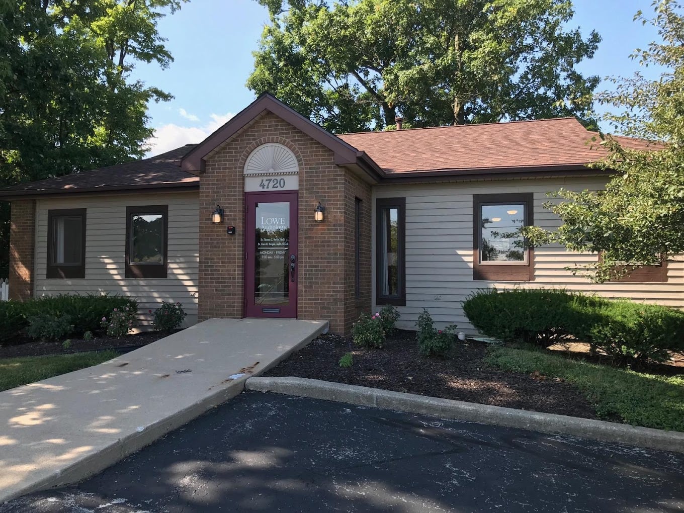 Cover image of Lowe Audiology by AudioNova